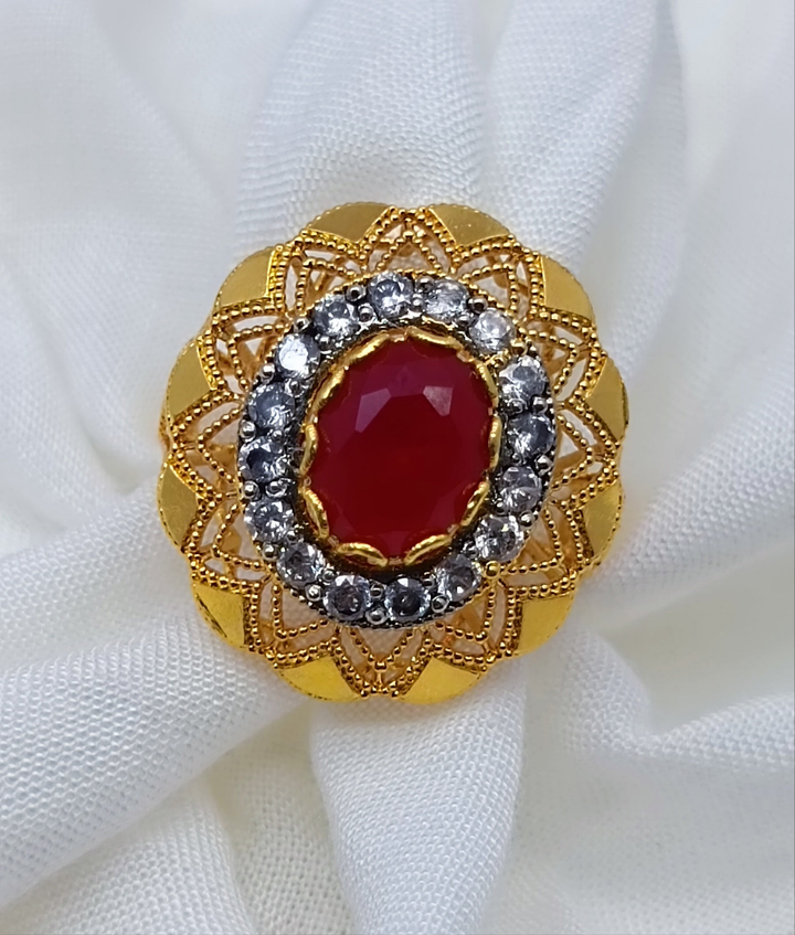 Classic Heritage Ring – Traditional Jewelry for Special Occasions