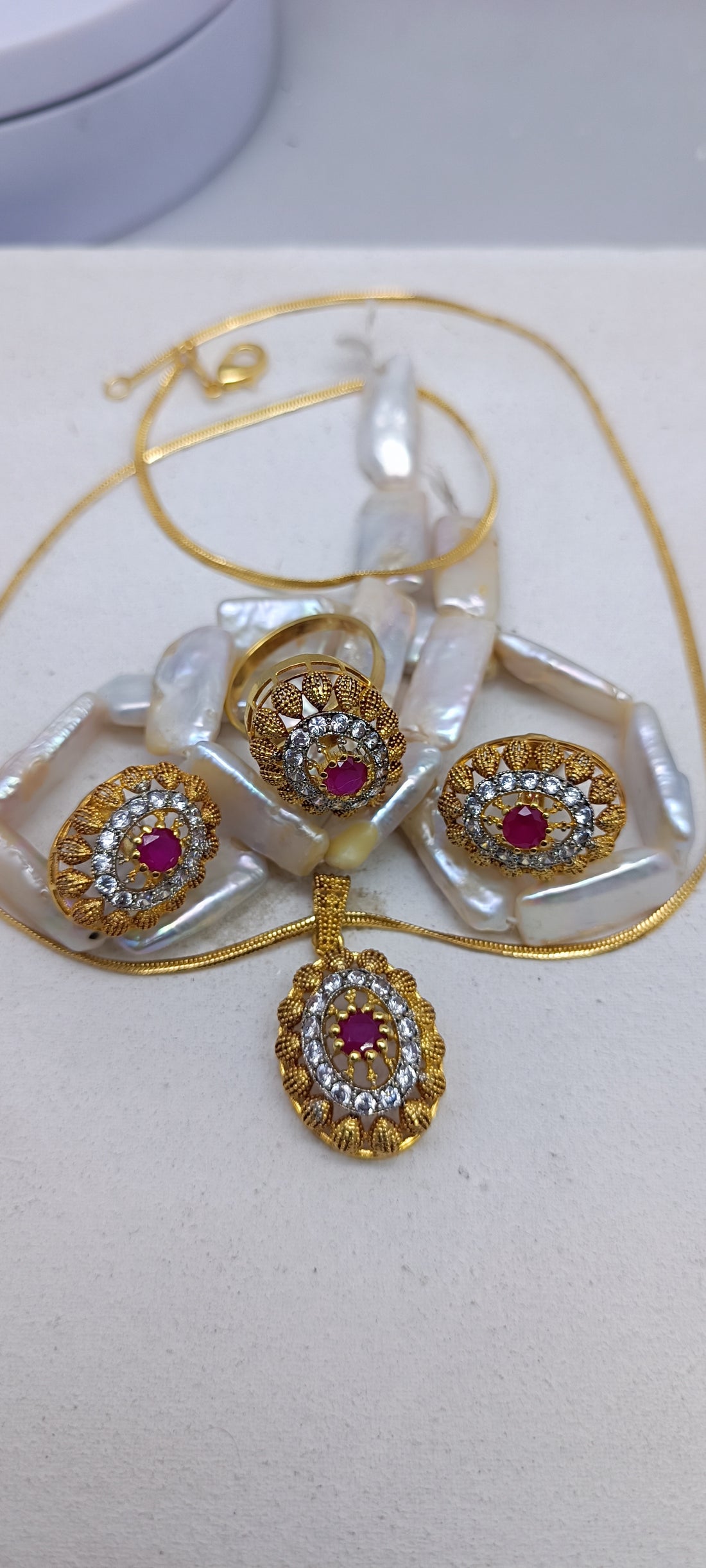 Beautiful locket set