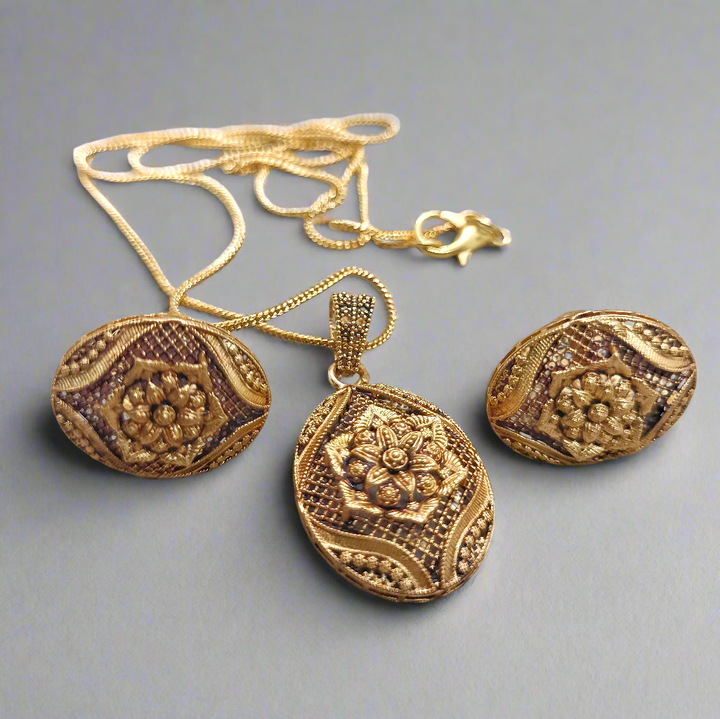 Beautiful locket set103