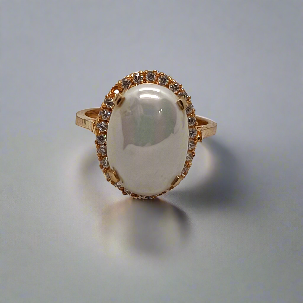 Beautiful pearl ring 1180