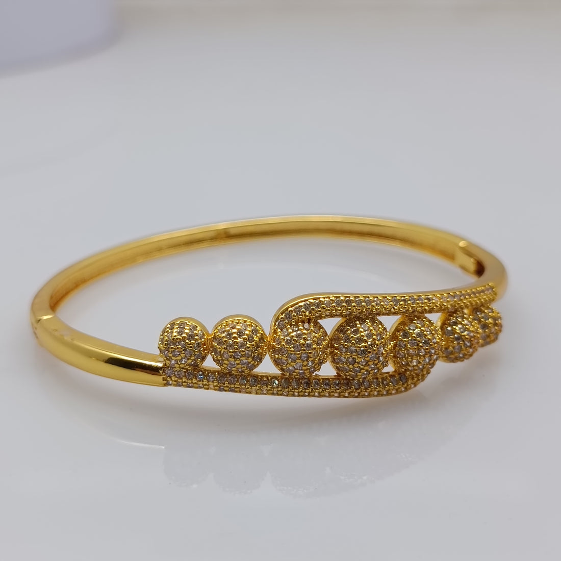 Beautiful daily wear breclete
