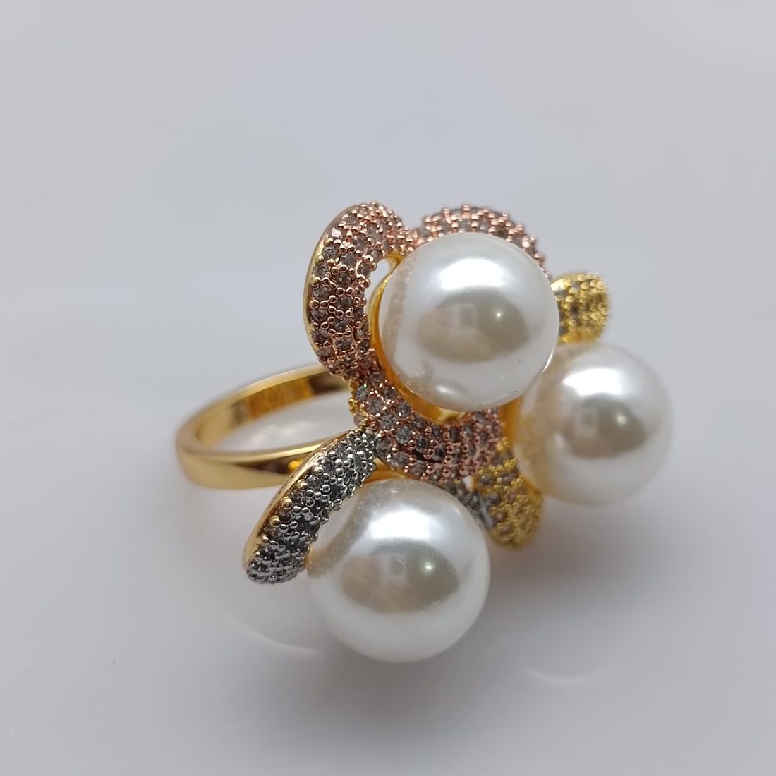 Beautiful daily wear pearl ring