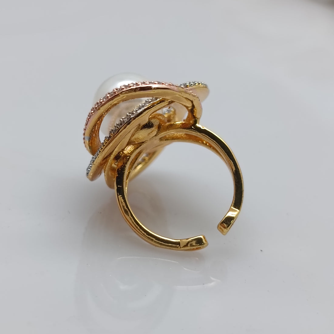 Beautiful daily wear pearl ring