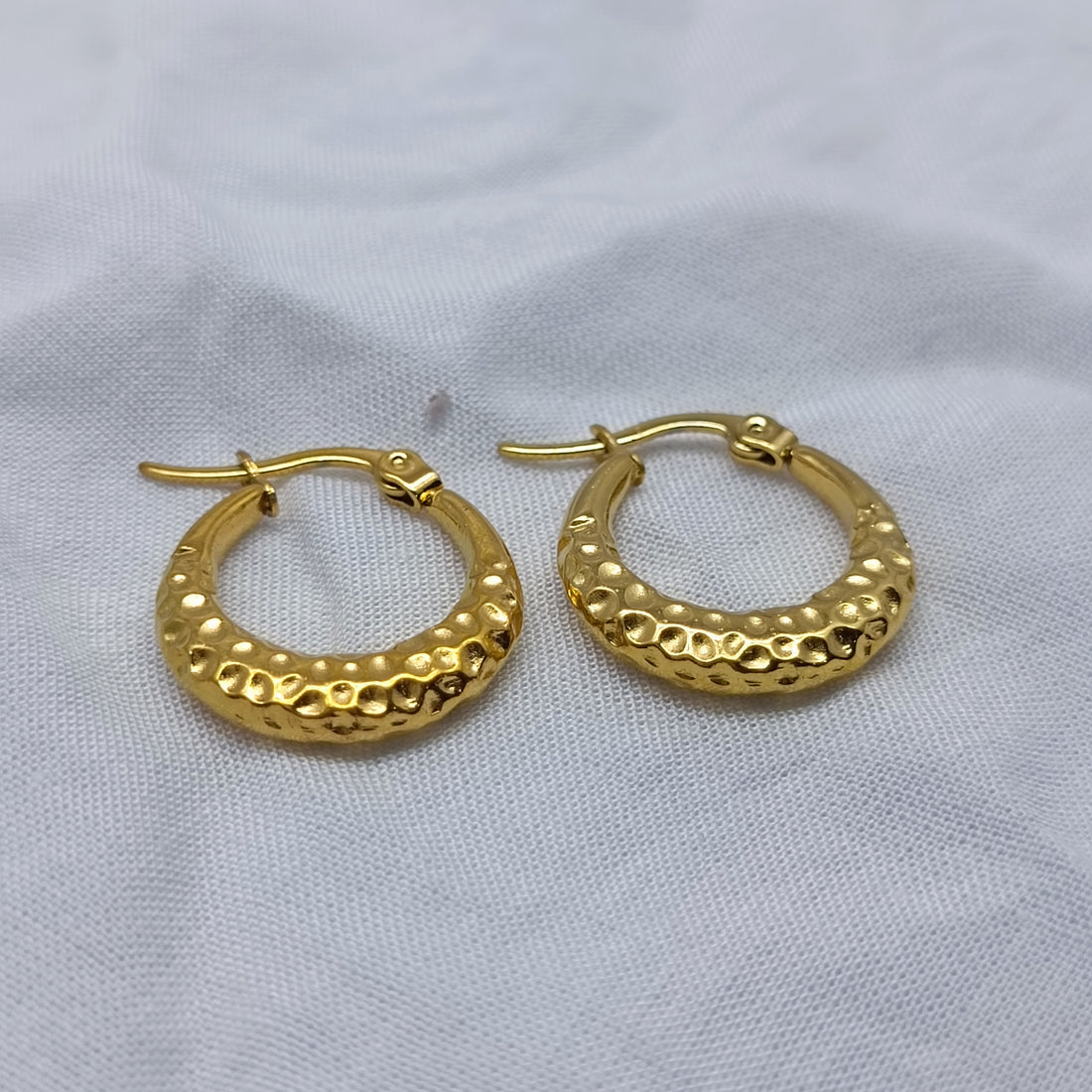 Beautiful daily wear earrings